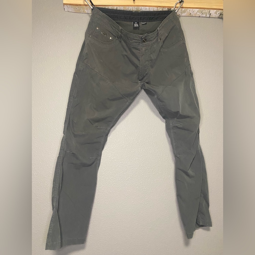 Kuhl 38x32 gun metal side zip